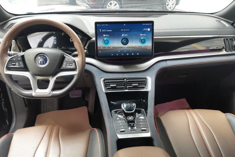 Used BYD Song PLUS 2020 1.5T Automatic Flagship PLUS Interior 2