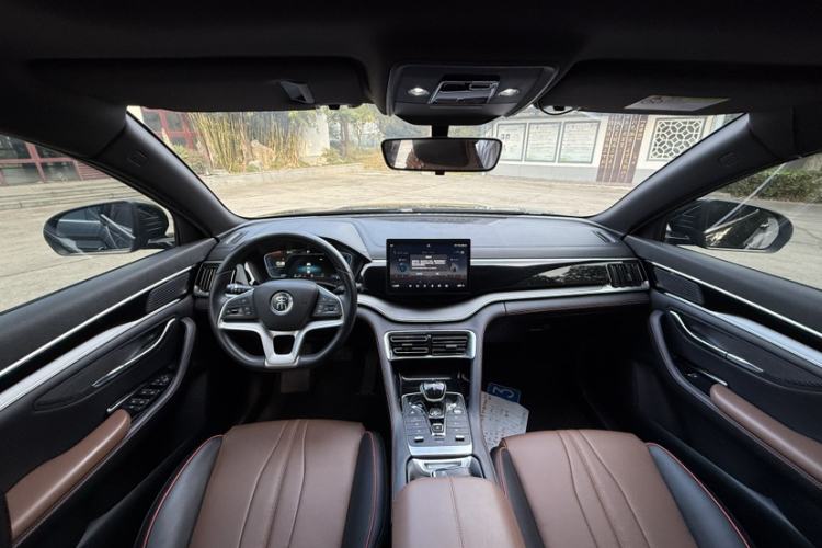 Used BYD Song PLUS 2020 1.5T Automatic Luxury Version Interior 2