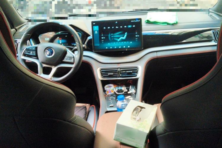Used BYD Song PLUS 2020 1.5T Automatic Prestige Version Interior 2