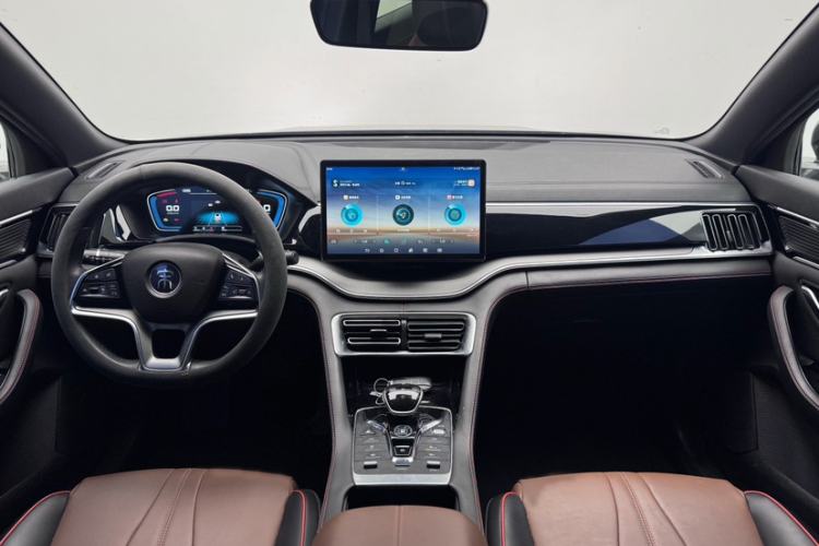 Used BYD Song PLUS 2020 1.5T Automatic Prestige Version Interior 3