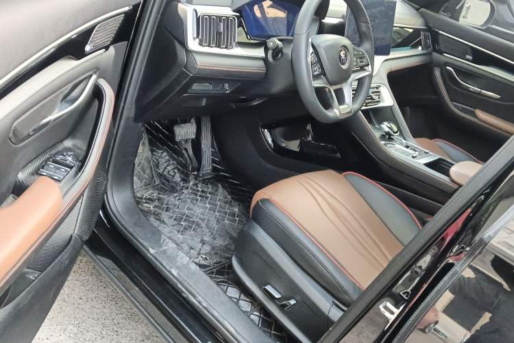 Used BYD Song PLUS 2020 1.5T Automatic Flagship Edition Interior 3