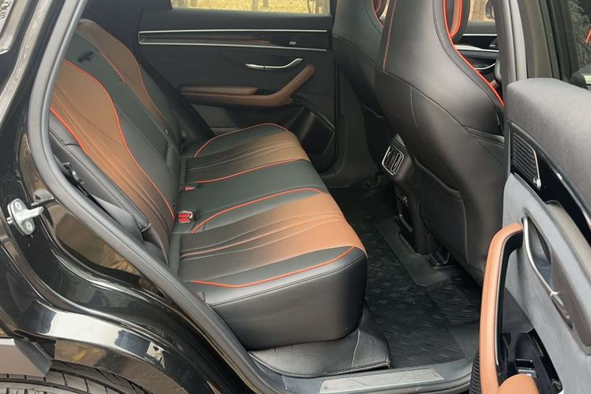 Used BYD Song PLUS 2020 1.5T Automatic Flagship PLUS Interior 3
