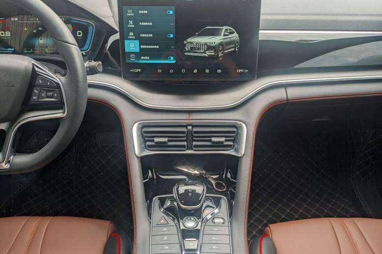 Used BYD Song PLUS 2020 1.5T Automatic Prestige Version Interior 4