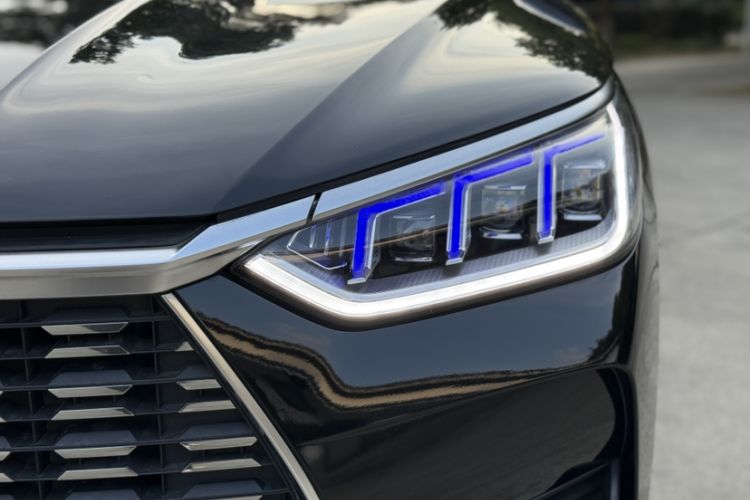 Used BYD Song PLUS 2020 1.5T Automatic Luxury Version Left Front Headlight