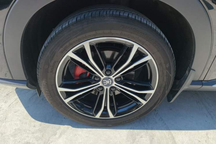 Used BYD Song PLUS 2020 1.5T Automatic Prestige Version Left Front Wheel Hub