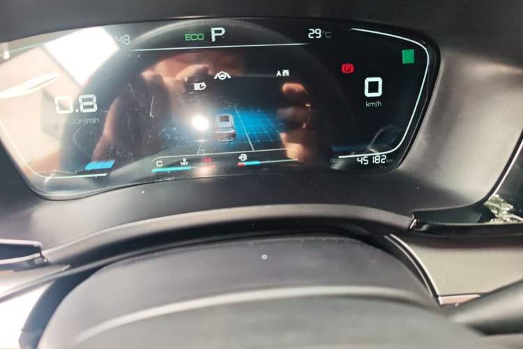 Used BYD Song PLUS 2020 1.5T Automatic Prestige Version Odometer Close Up