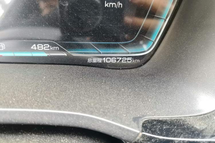 Used BYD Song PLUS 2020 1.5T Automatic Flagship PLUS Odometer Close Up