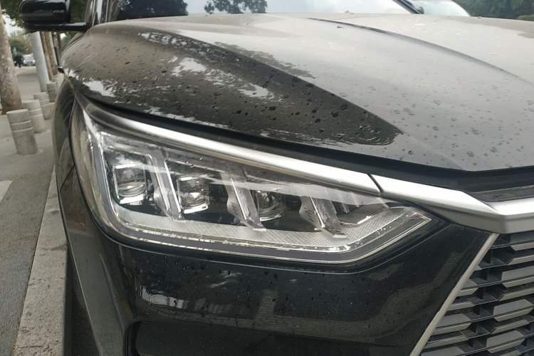Used BYD Song PLUS 2020 1.5T Automatic Prestige Version Right Front Headlight