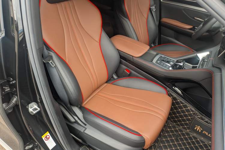 Used BYD Song PLUS 2020 1.5T Automatic Prestige Version Right Front Seat