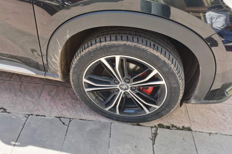 Used BYD Song PLUS 2020 1.5T Automatic Prestige Version Right Front Wheel Hub