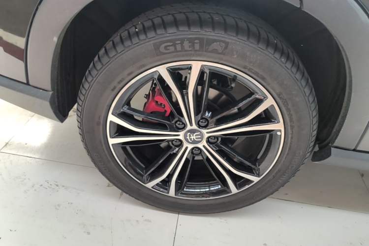 Used BYD Song PLUS 2020 1.5T Automatic Prestige Version Right Rear Wheel Hub