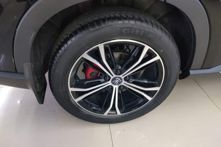 Used BYD Song PLUS 2020 1.5T Automatic Prestige Version Right Rear Wheel Hub