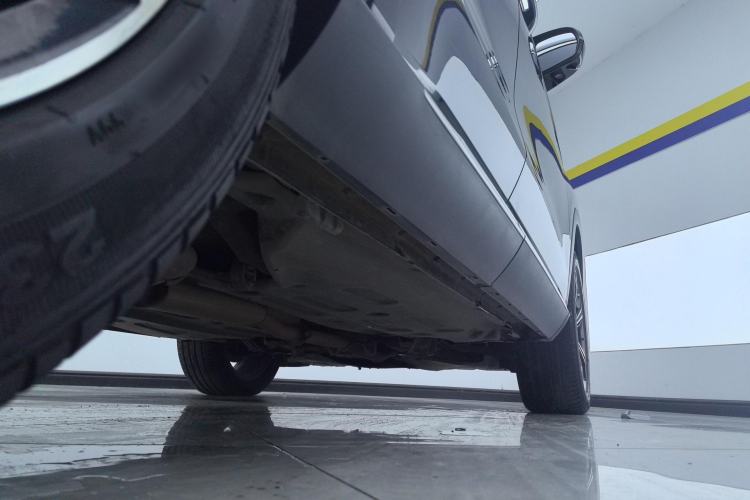 Used BYD Song PLUS 2020 1.5T Automatic Prestige Version Right Side Sill