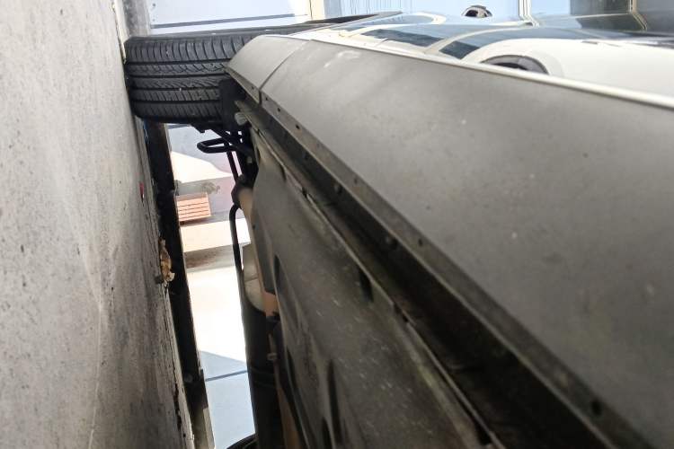 Used BYD Song PLUS 2020 1.5T Automatic Flagship Edition Right Side Sill