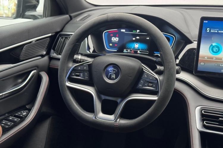 Used BYD Song PLUS 2020 1.5T Automatic Prestige Version Steering Wheel