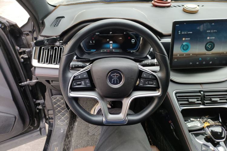 Used BYD Song PLUS 2020 1.5T Automatic Prestige Version Steering Wheel
