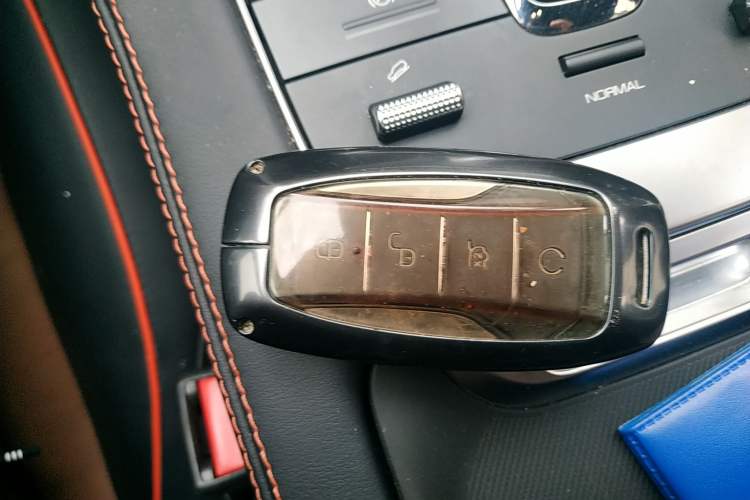 Used BYD Song PLUS 2020 1.5T Automatic Prestige Version Vehicle Key