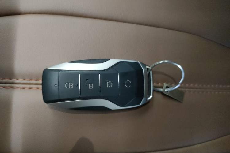 Used BYD Song PLUS 2020 1.5T Automatic Prestige Version Vehicle Key