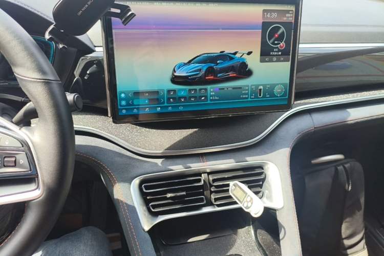 Used BYD Song PLUS 2020 1.5T Automatic Flagship PLUS Audio And AC Panel