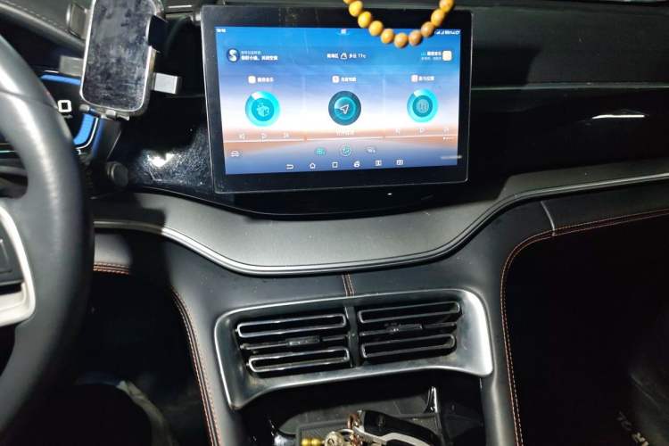 Used BYD Song PLUS 2020 1.5T Automatic Luxury Version Audio And AC Panel