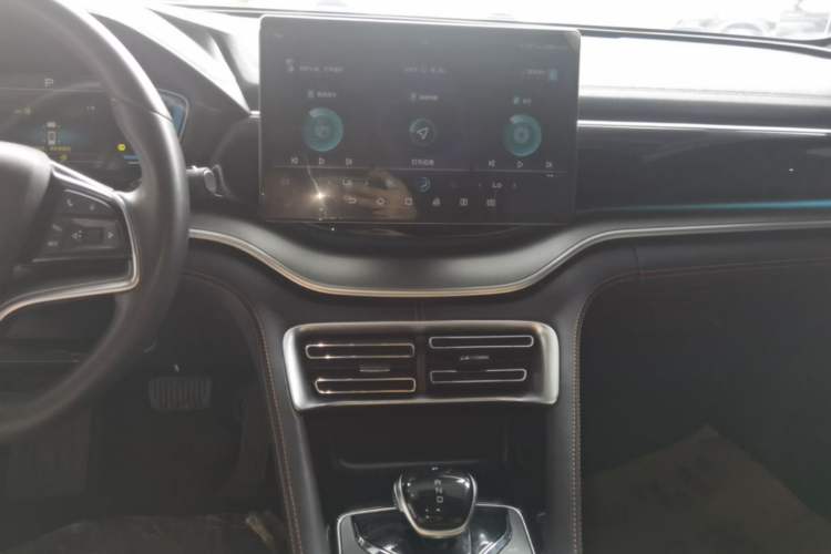 Used BYD Song PLUS 2020 1.5T Automatic Prestige Version Audio And AC Panel