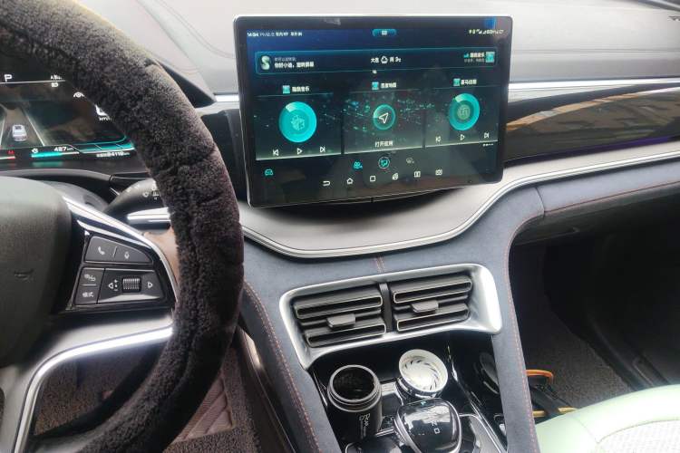 Used BYD Song PLUS 2020 1.5T Automatic Flagship PLUS Audio And AC Panel
