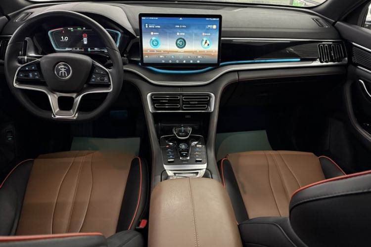 Used BYD Song PLUS 2020 1.5T Automatic Flagship Edition Audio And AC Panel