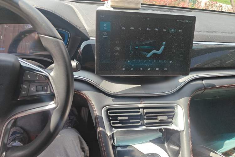 Used BYD Song PLUS 2020 1.5T Automatic Prestige Version Audio And AC Panel