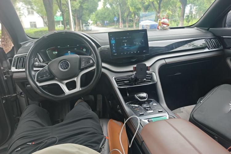 Used BYD Song PLUS 2020 1.5T Automatic Luxury Version Center Console