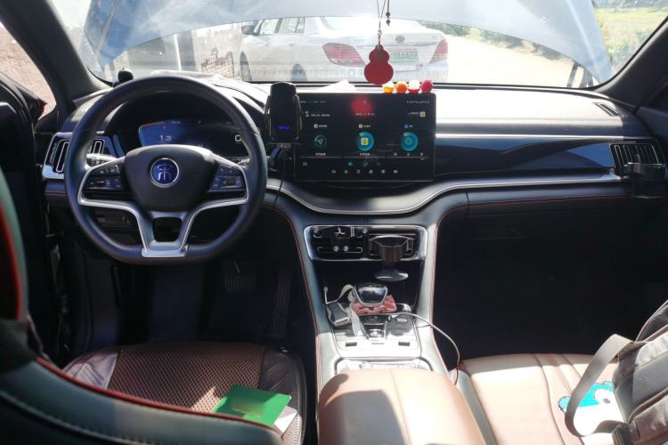 Used BYD Song PLUS 2020 1.5T Automatic Flagship Edition Center Console
