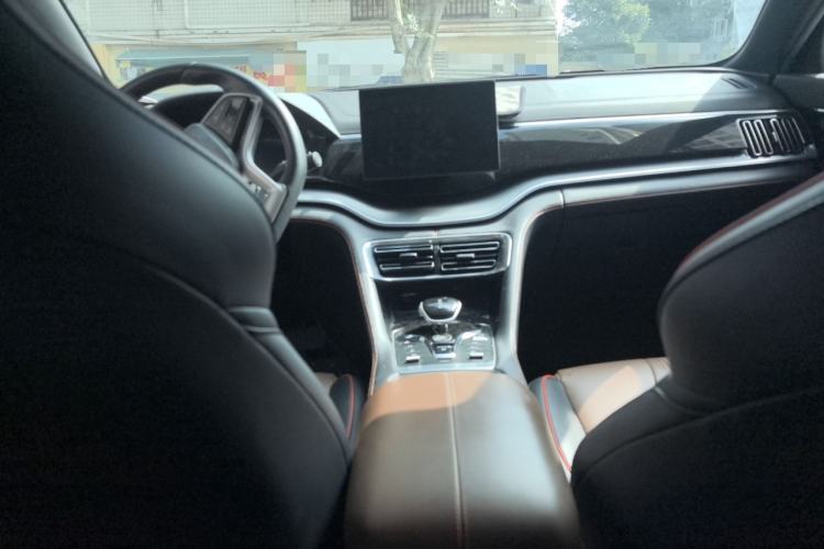 Used BYD Song PLUS 2020 1.5T Automatic Luxury Version Center Console
