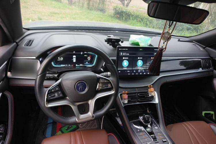 Used BYD Song PLUS 2020 1.5T Automatic Flagship Edition Center Console