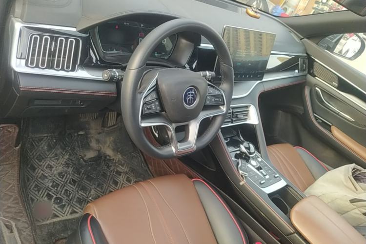 Used BYD Song PLUS 2020 1.5T Automatic Flagship Edition Center Console