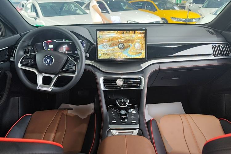 Used BYD Song PLUS 2020 1.5T Automatic Prestige Version Center Console