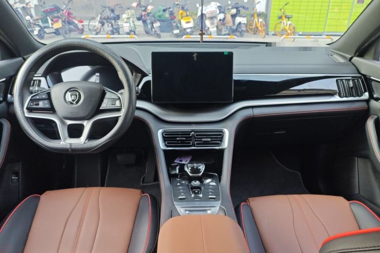 Used BYD Song PLUS 2020 1.5T Automatic Flagship Edition Center Console