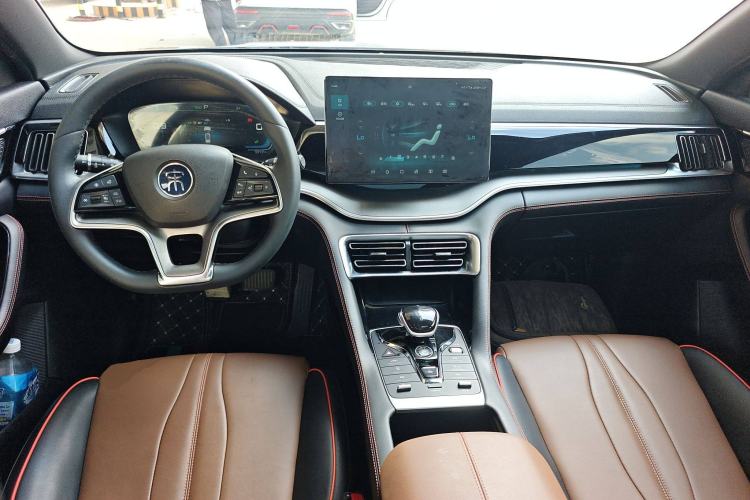 Used BYD Song PLUS 2020 1.5T Automatic Prestige Version Center Console