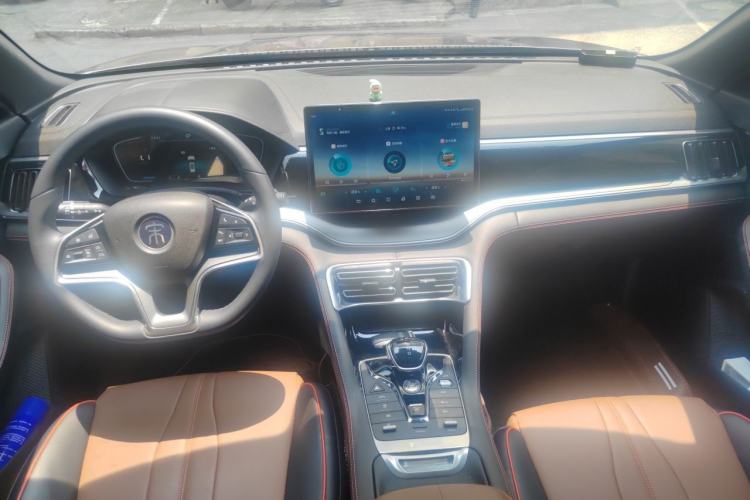 Used BYD Song PLUS 2020 1.5T Automatic Prestige Version Center Console