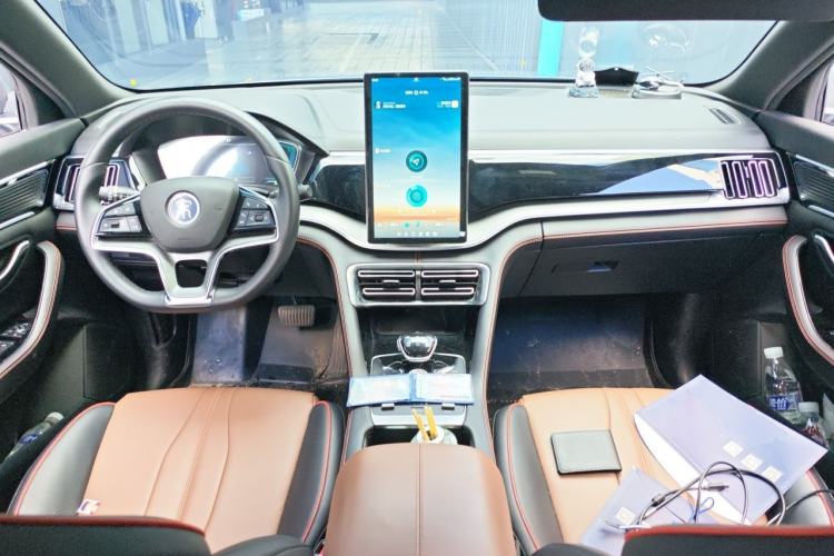 Used BYD Song PLUS 2020 1.5T Automatic Prestige Version Center Console