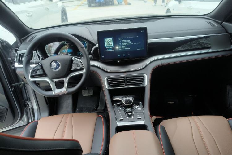 Used BYD Song PLUS 2020 1.5T Automatic Prestige Version Center Console