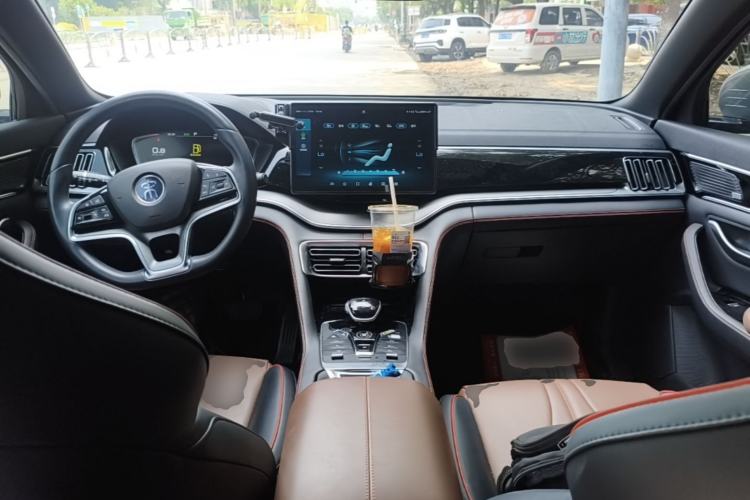 Used BYD Song PLUS 2020 1.5T Automatic Flagship Edition Center Console