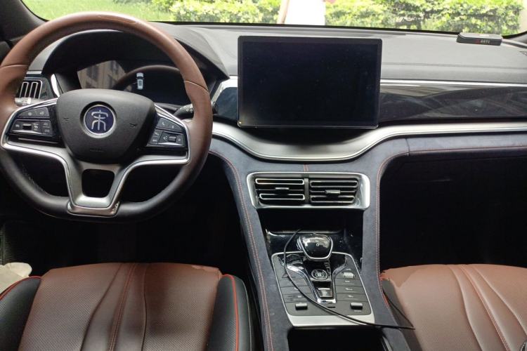 Used BYD Song PLUS 2020 1.5T Automatic Flagship PLUS Center Console