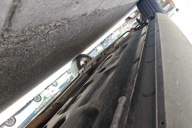 Used BYD Song PLUS 2020 1.5T Automatic Prestige Version Chassis Front Right