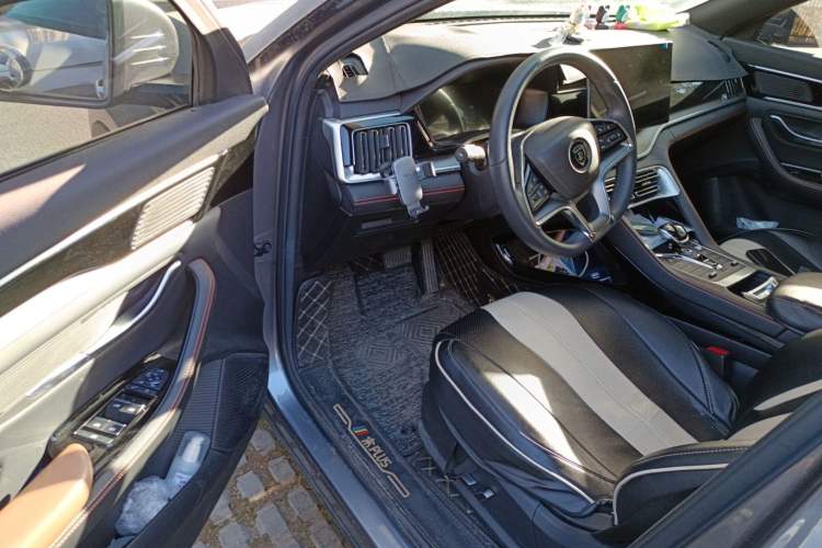 Used BYD Song PLUS 2020 1.5T Automatic Prestige Version Driver Seat