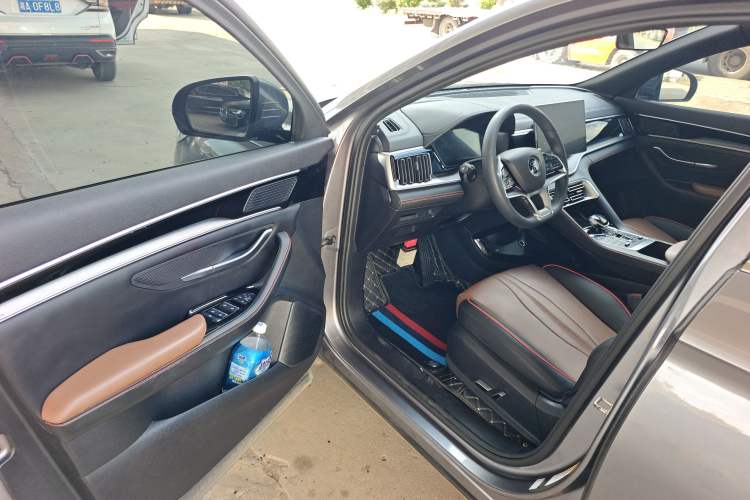 Used BYD Song PLUS 2020 1.5T Automatic Prestige Version Driver Seat