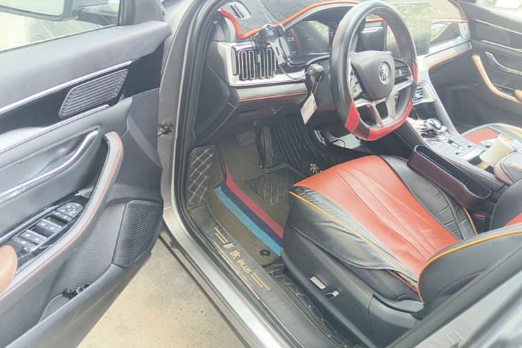 Used BYD Song PLUS 2020 1.5T Automatic Prestige Version Driver Seat