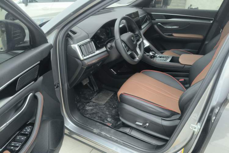Used BYD Song PLUS 2020 1.5T Automatic Prestige Version Driver Seat
