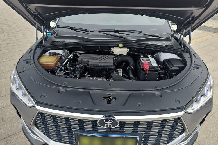 Used BYD Song PLUS 2020 1.5T Automatic Prestige Version Engine Bay