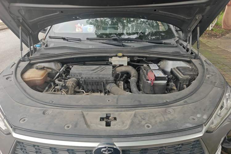 Used BYD Song PLUS 2020 1.5T Automatic Luxury Version Engine Bay