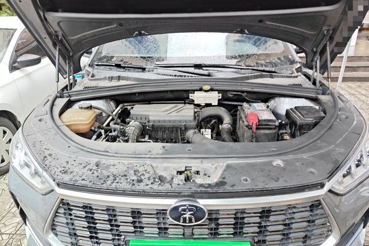 Used BYD Song PLUS 2020 1.5T Automatic Prestige Version Engine Bay
