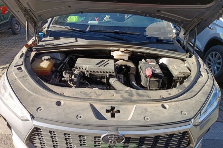 Used BYD Song PLUS 2020 1.5T Automatic Prestige Version Engine Bay